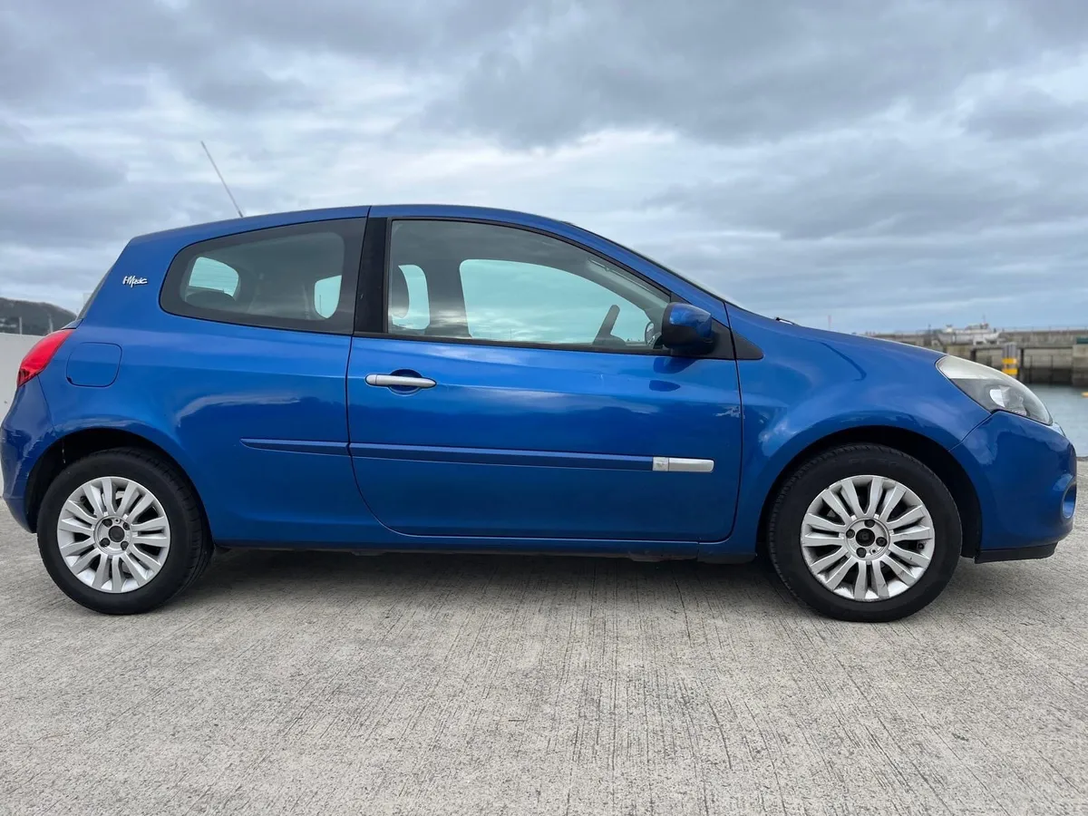 2011 Renault Clio - Image 3