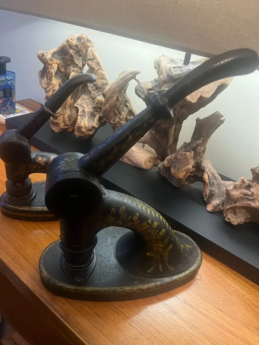 Antique Pair of Cast Iron Letter Embossing Presses - Image 3