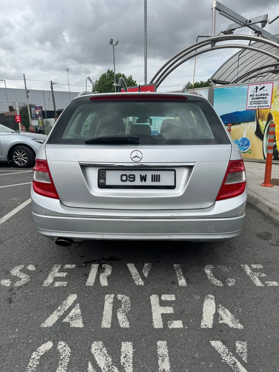 Mercedes C220CDI W204 Automatic - Image 3