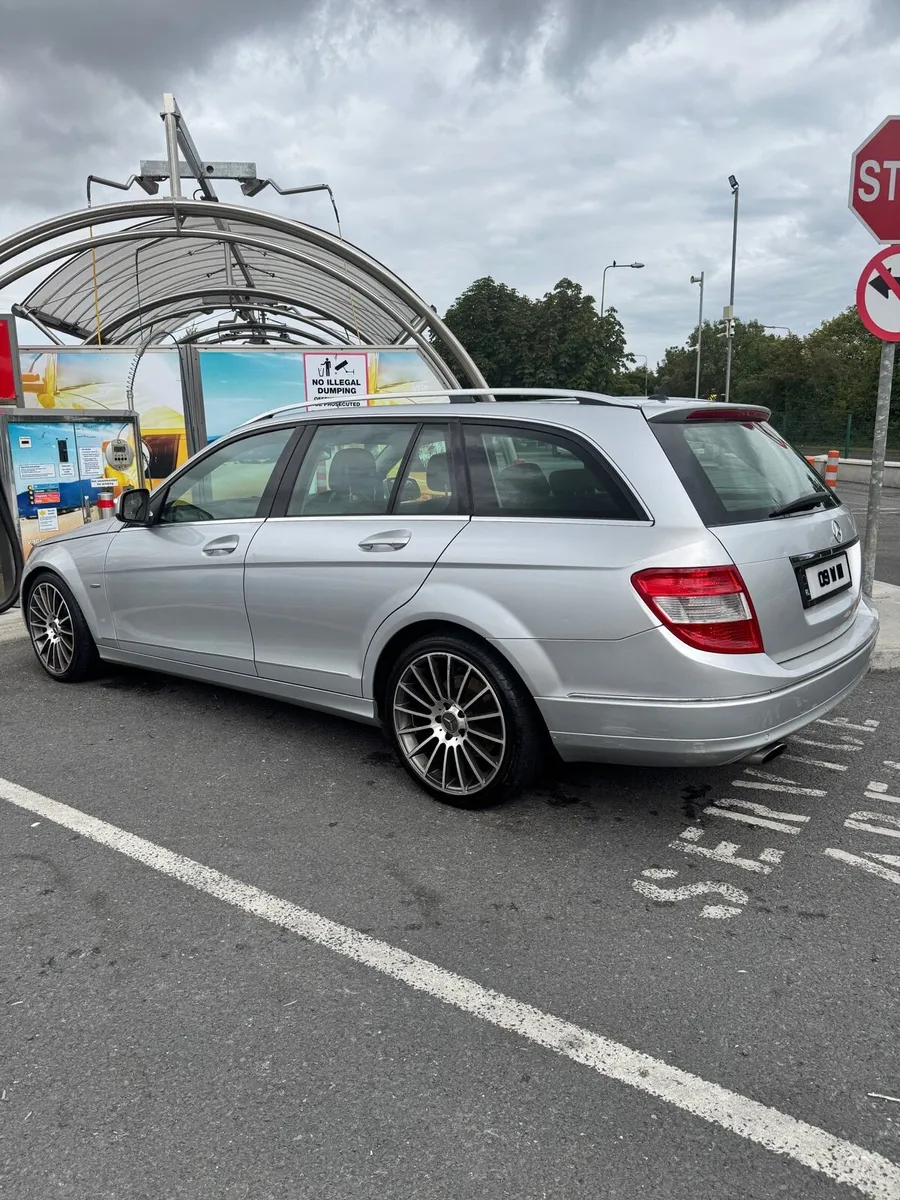 Mercedes C220CDI W204 Automatic - Image 4