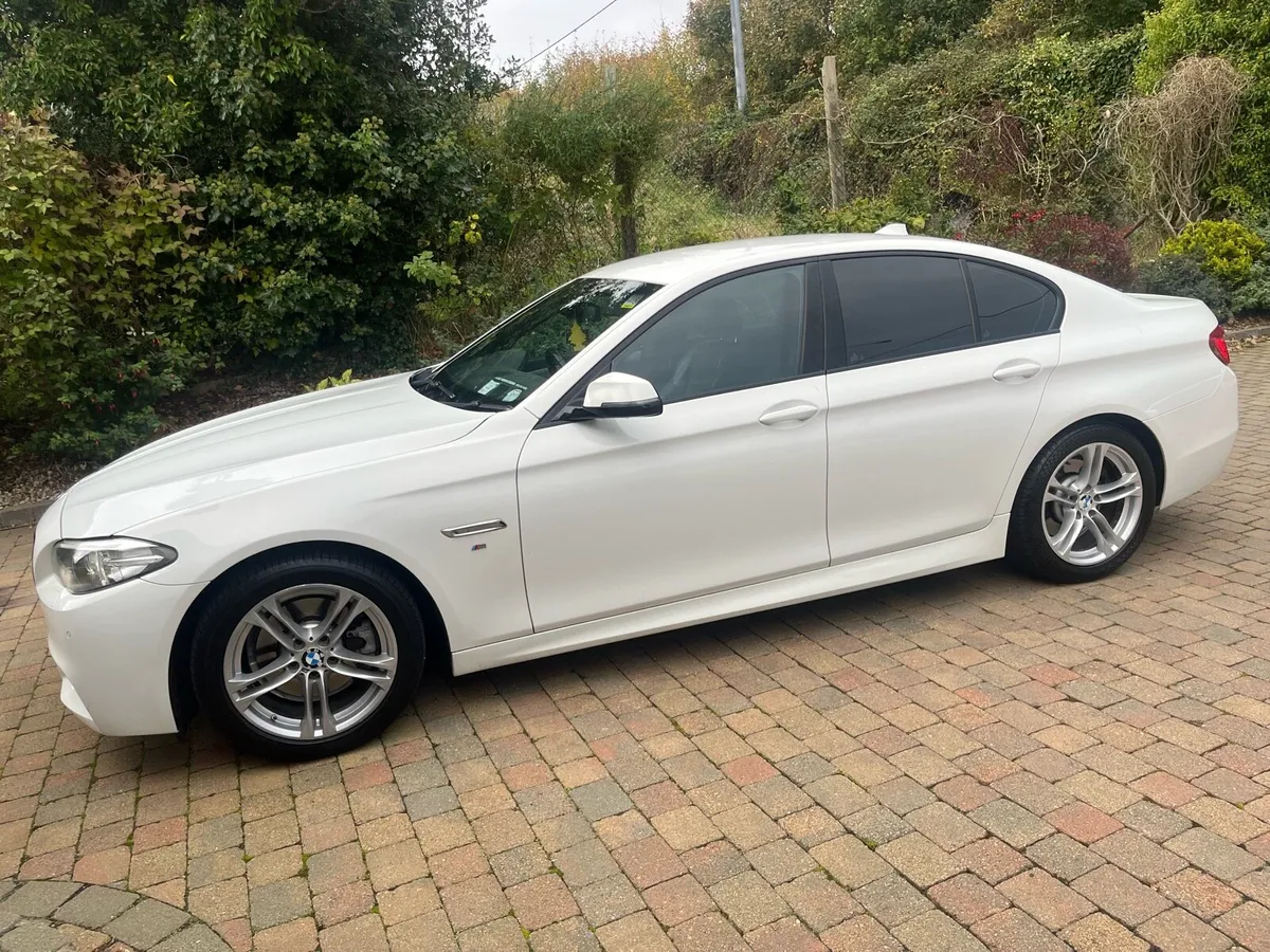 16 BMW 520D Msport NCT 9/26 and tax low kms - Image 4
