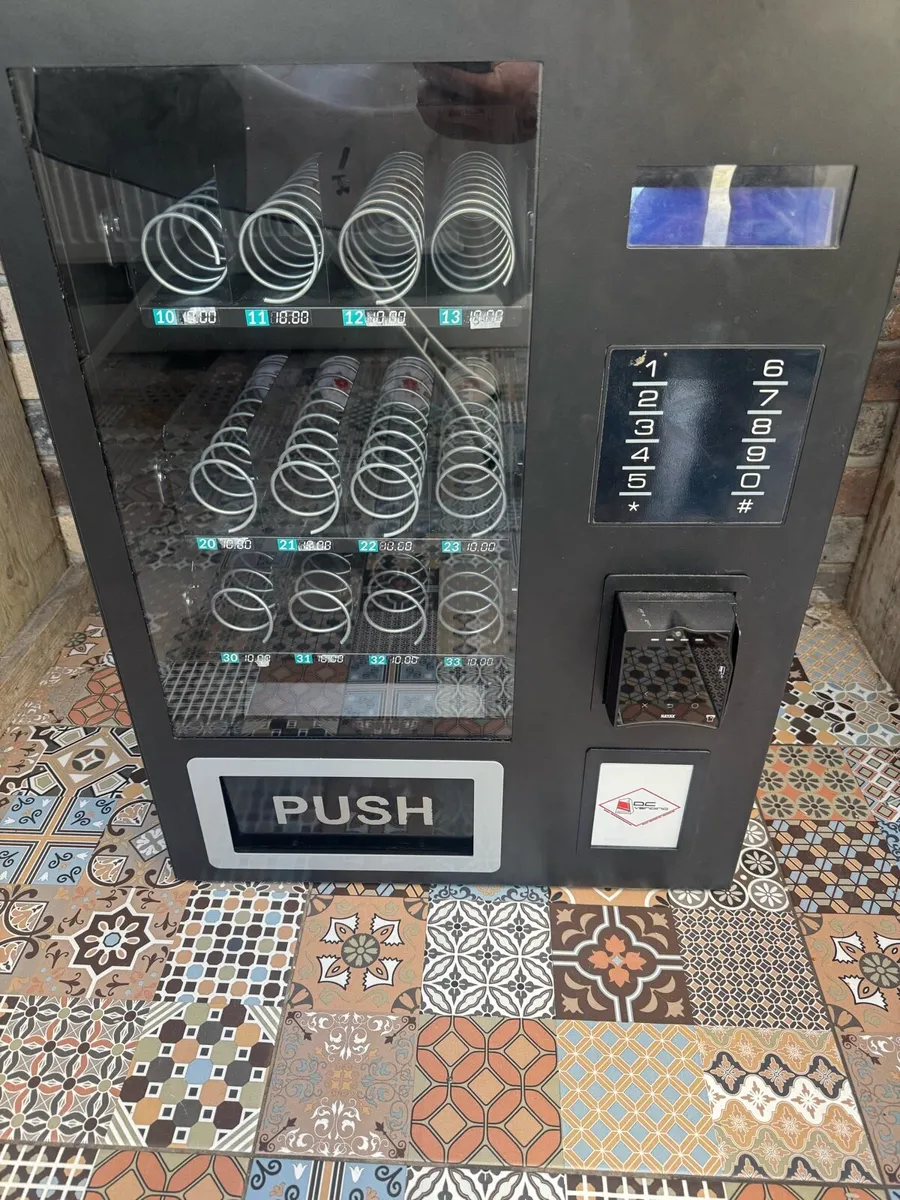 3 vending machines for sale - Image 2