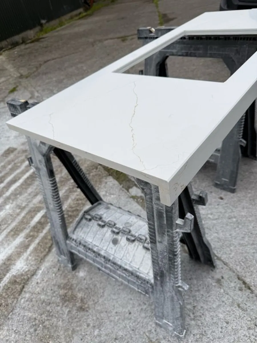 quartz counter - Image 3