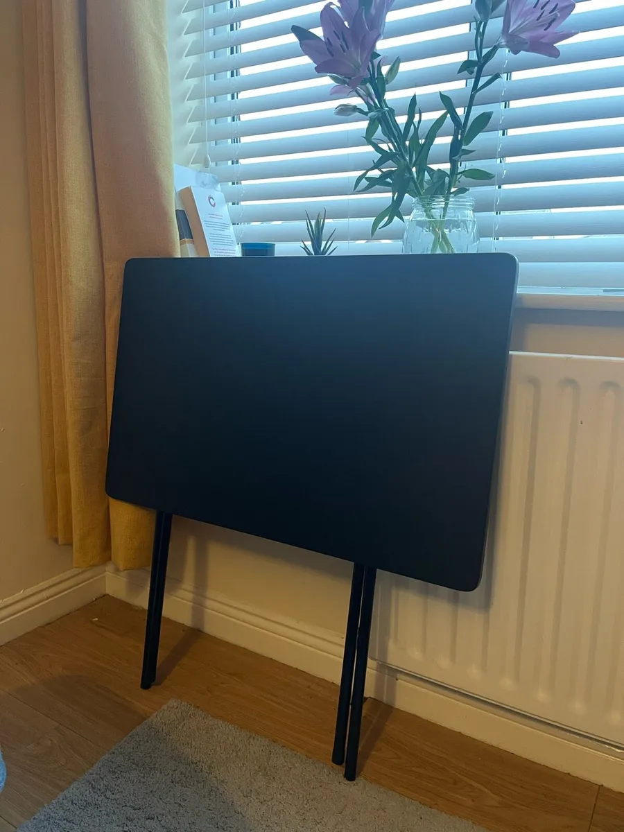 Foldable study table - Image 2