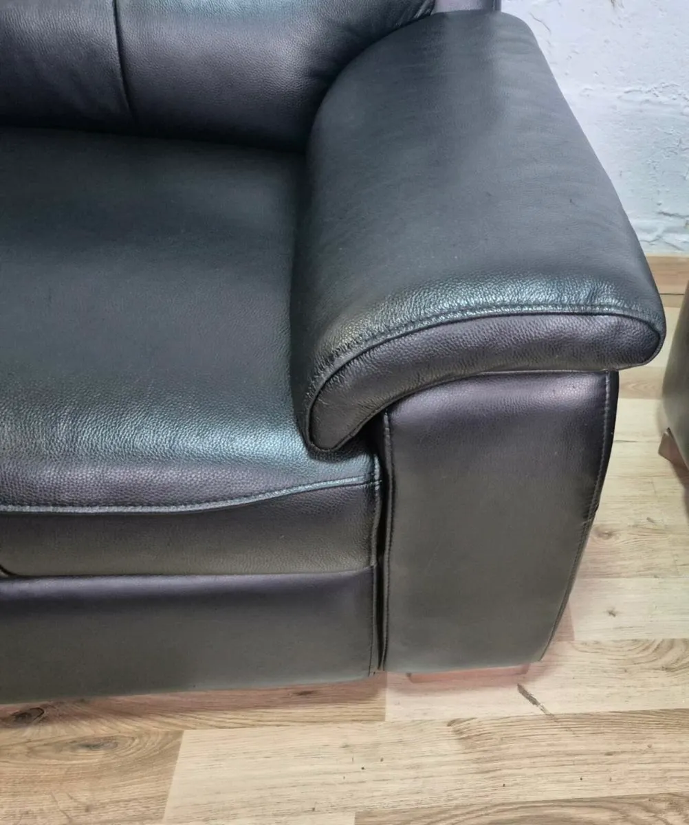Leather suite ,Dublin Delivery - Image 4