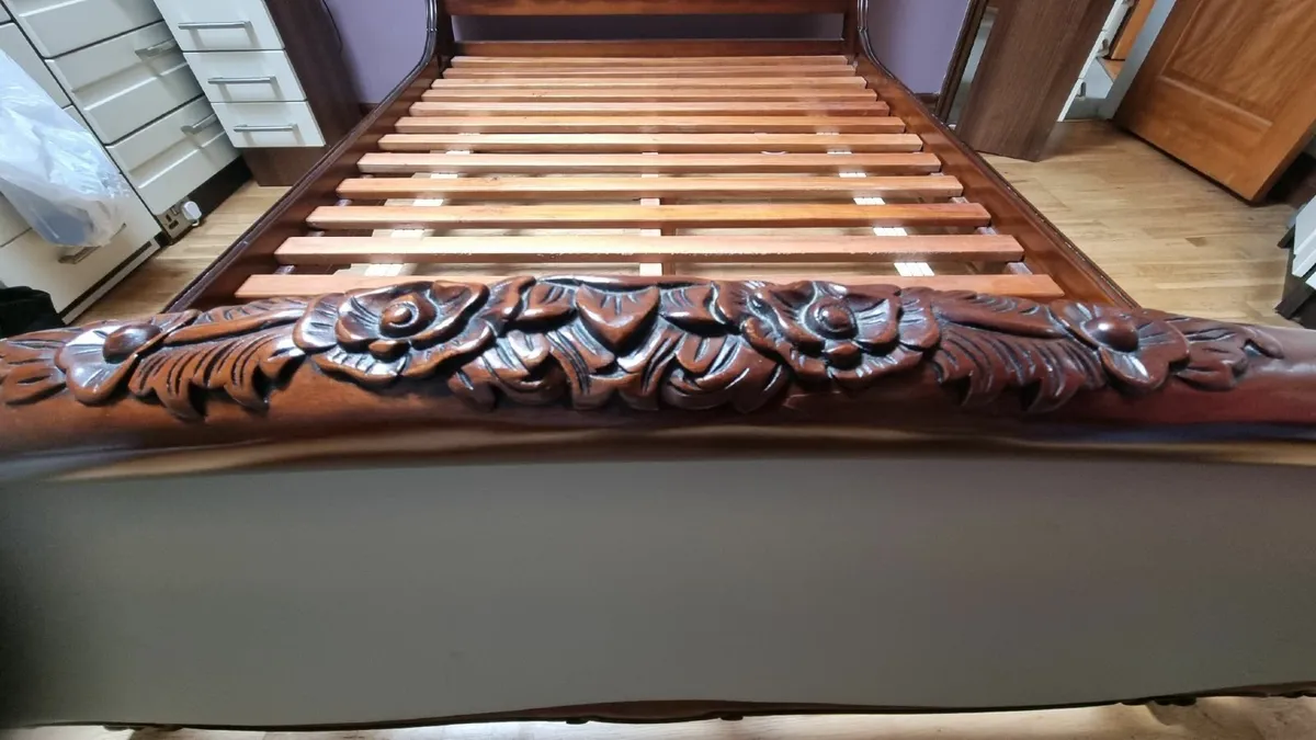 Double Bed (LYON LEATHER 4'6" Bed Frame) - Image 2
