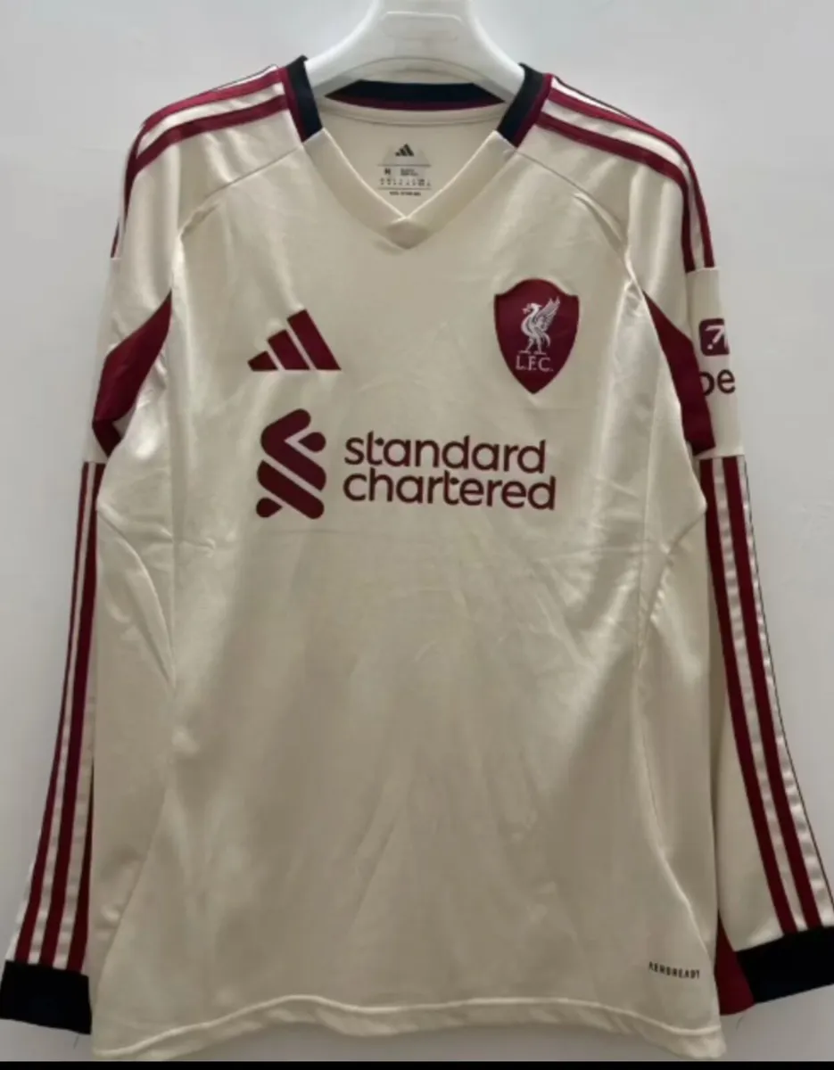 Liverpool  long sleeve jerseys season 25/26 - Image 2
