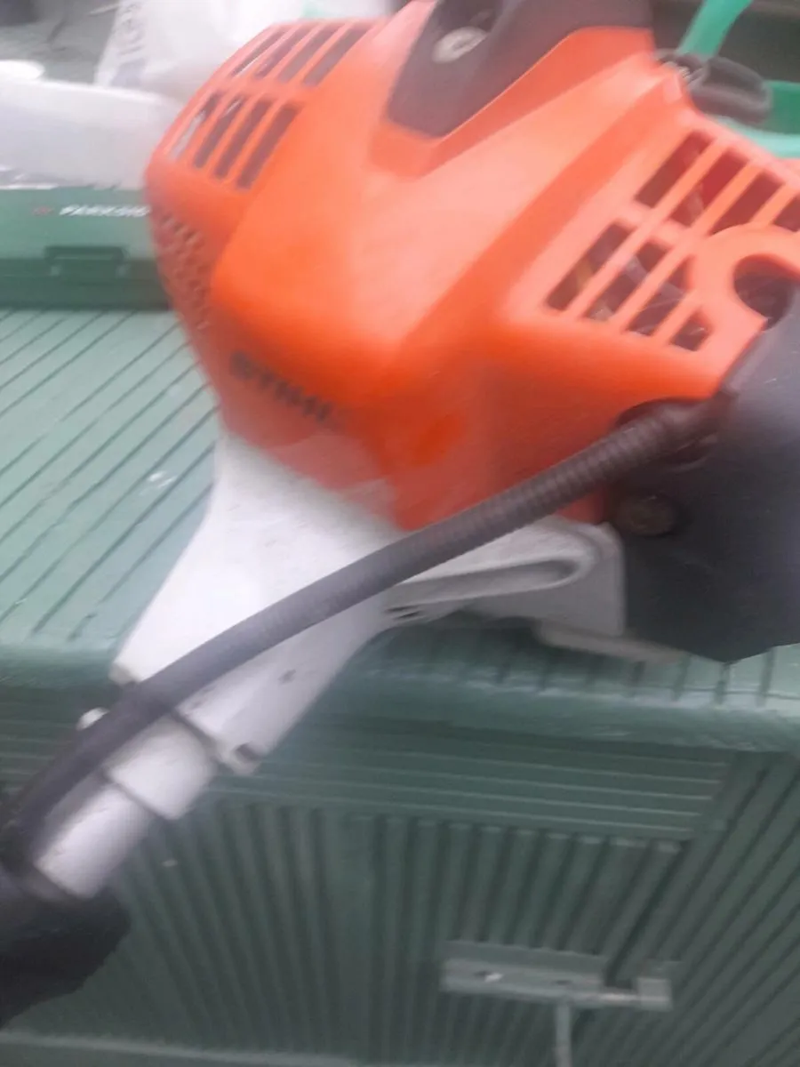 Stihl pole saw - Image 4