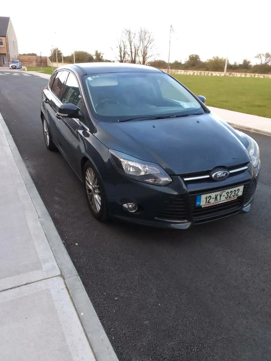 12 Ford Focus - Image 1