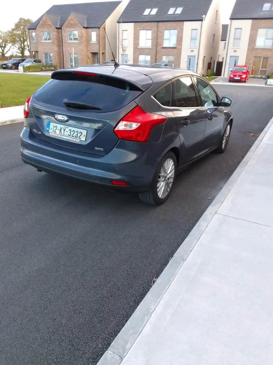 12 Ford Focus - Image 3