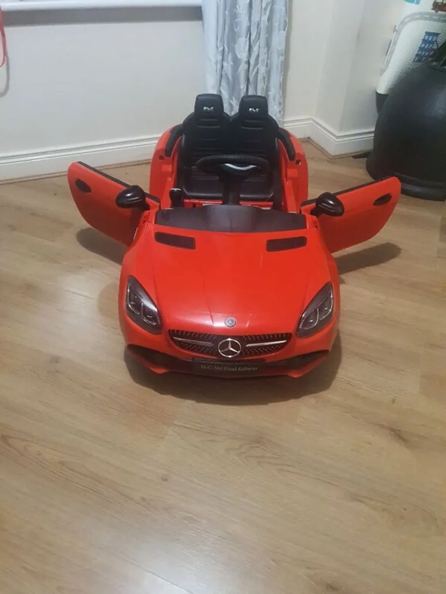 Mercedes SLC 300 - Image 2