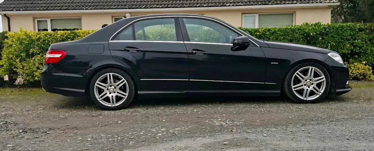 Mercedes E250 CDI Sport - Image 1