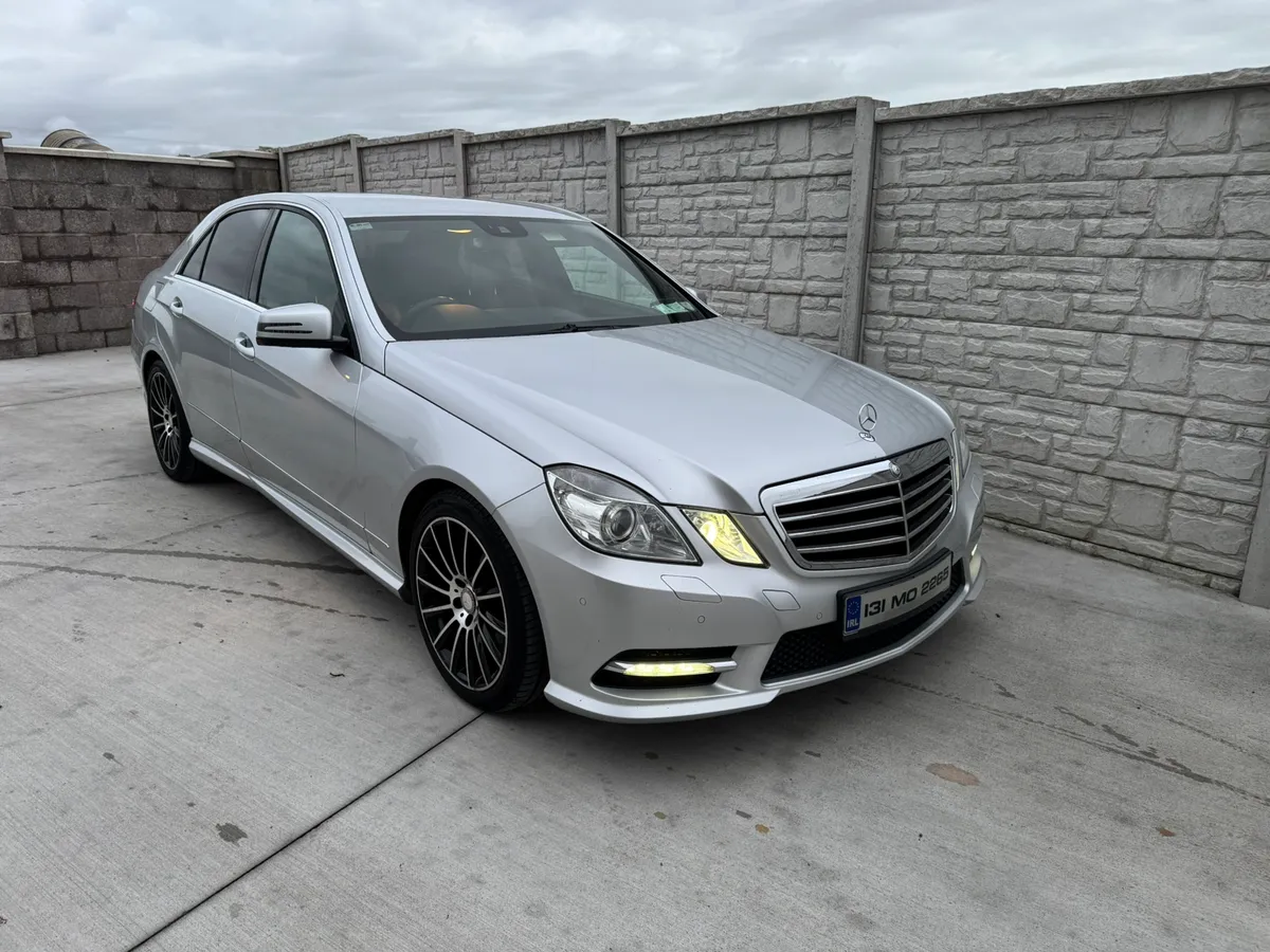131 Mercedes E 220 Cdi Automatic Amg - Image 2