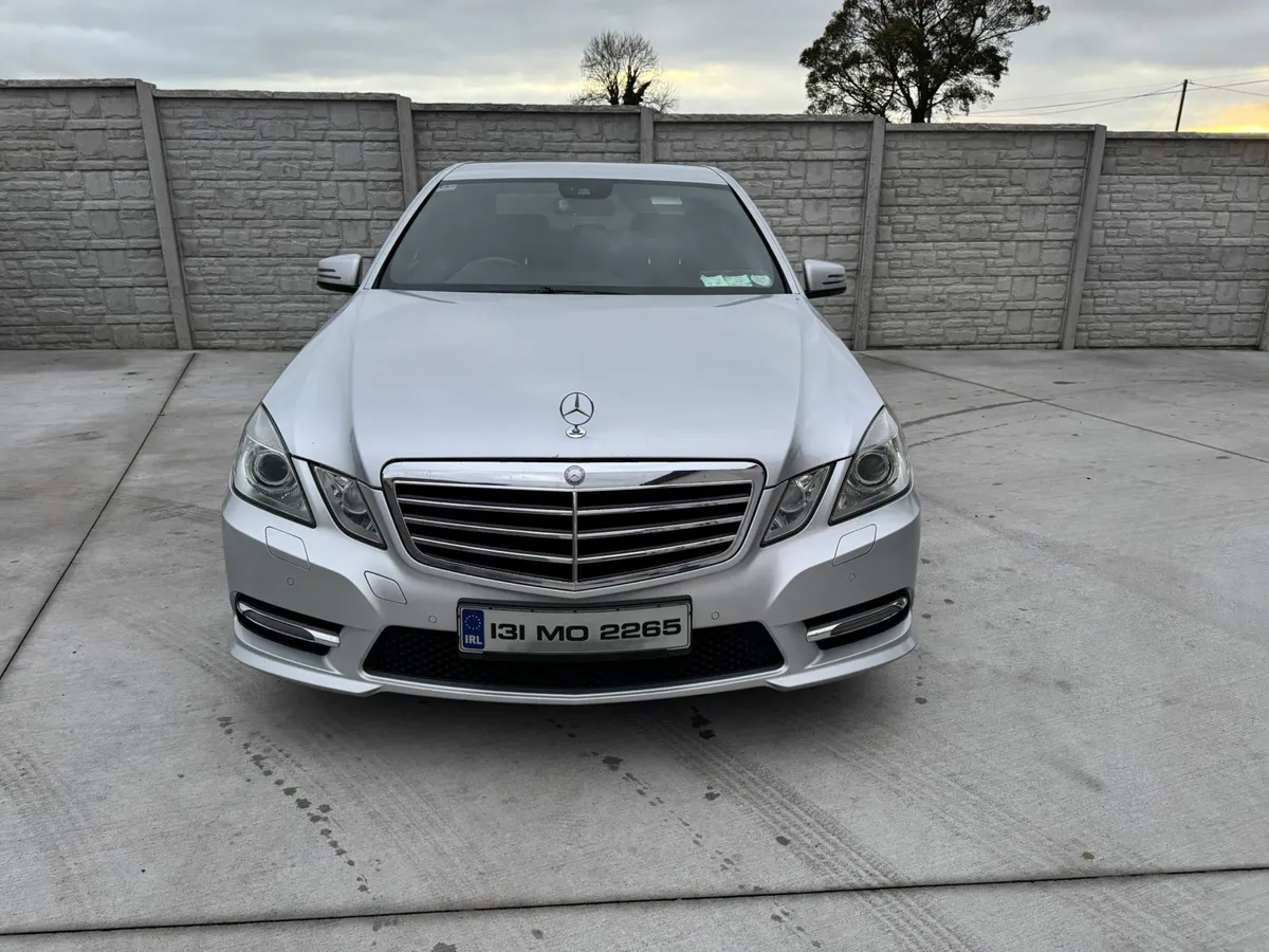 131 Mercedes E 220 Cdi Automatic Amg - Image 3