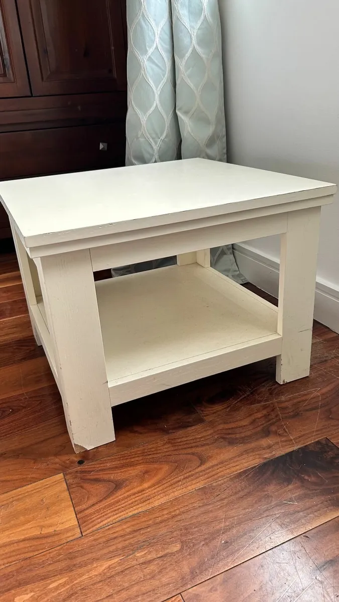 Cream wood coffee table - Image 2