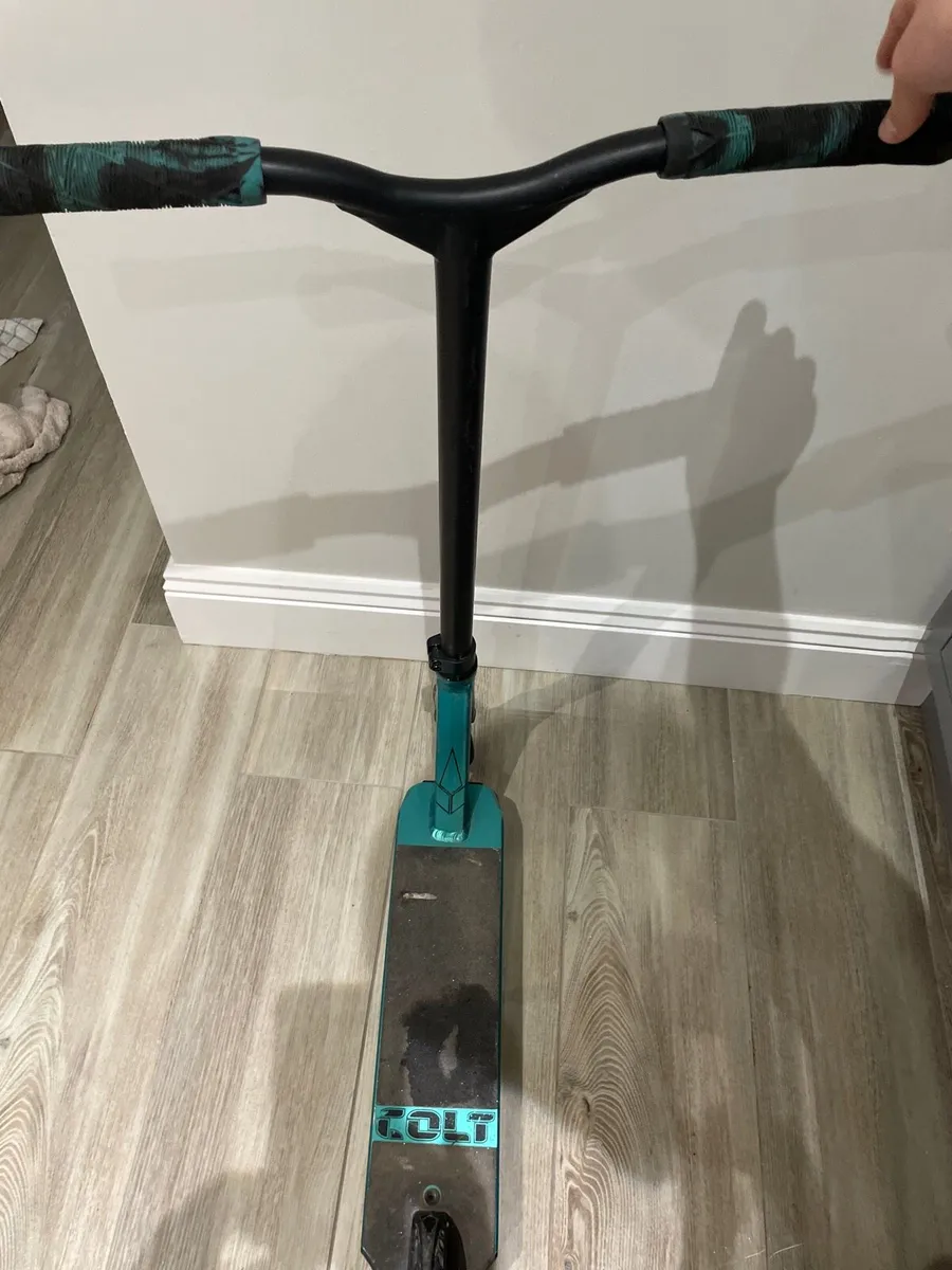 Blunt Envy Colt S5 Complete Stunt Scooter - Teal - Image 2