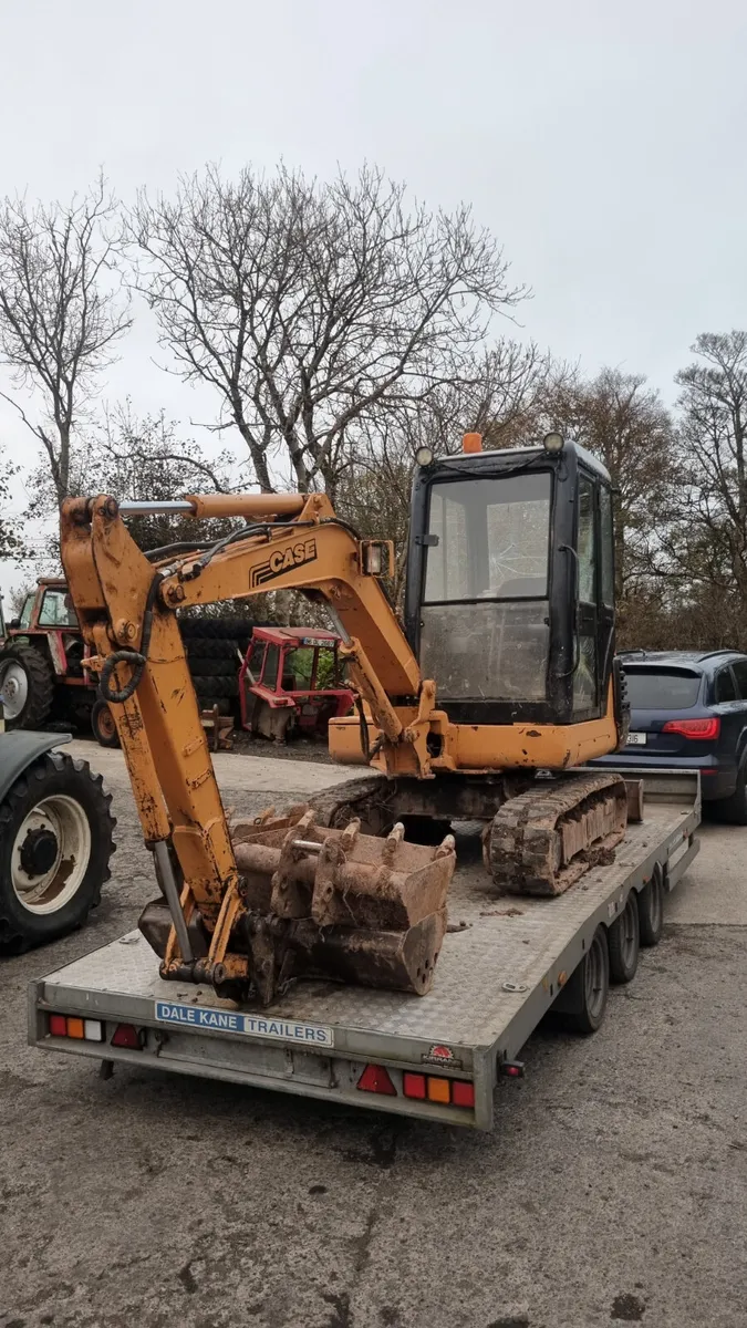 02 Case Ck32 Mini Digger - Image 2