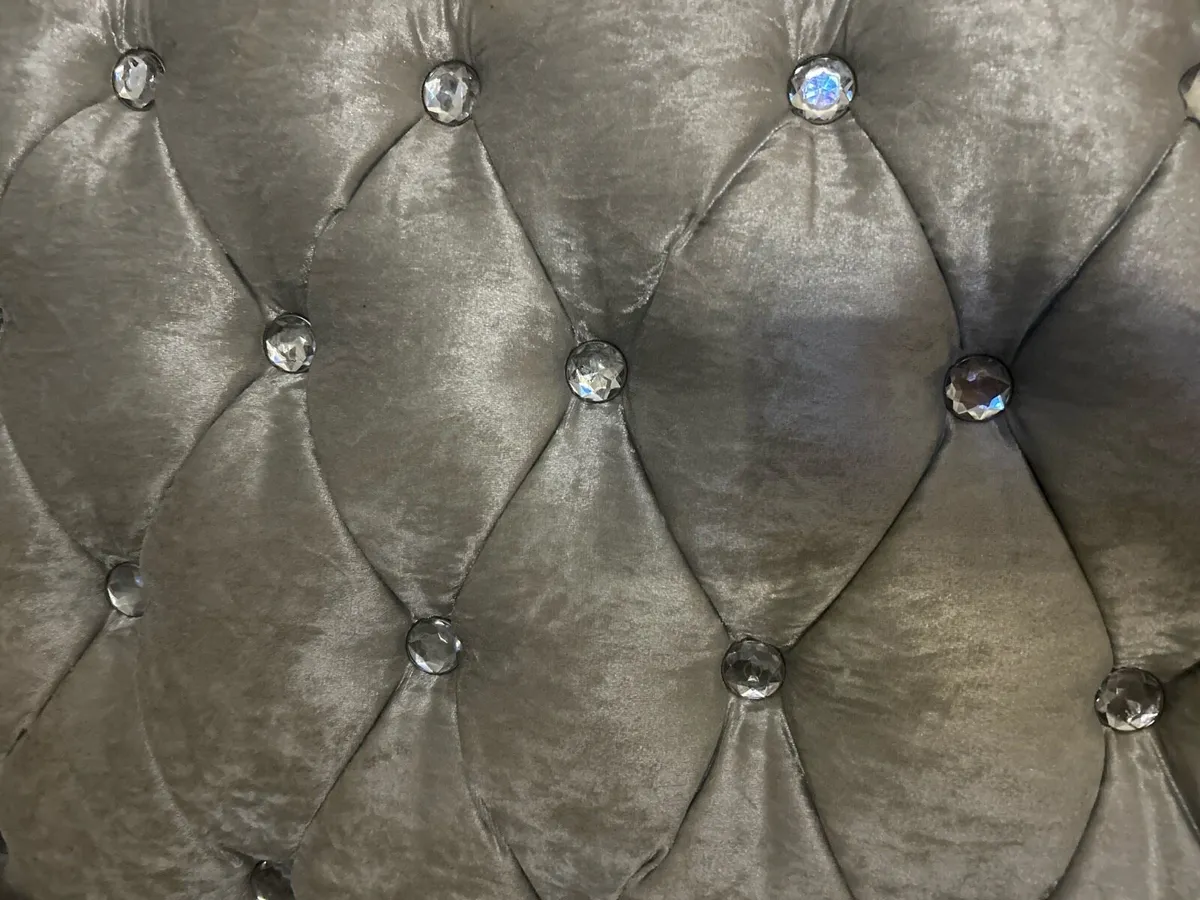 Grey Bed - Image 2