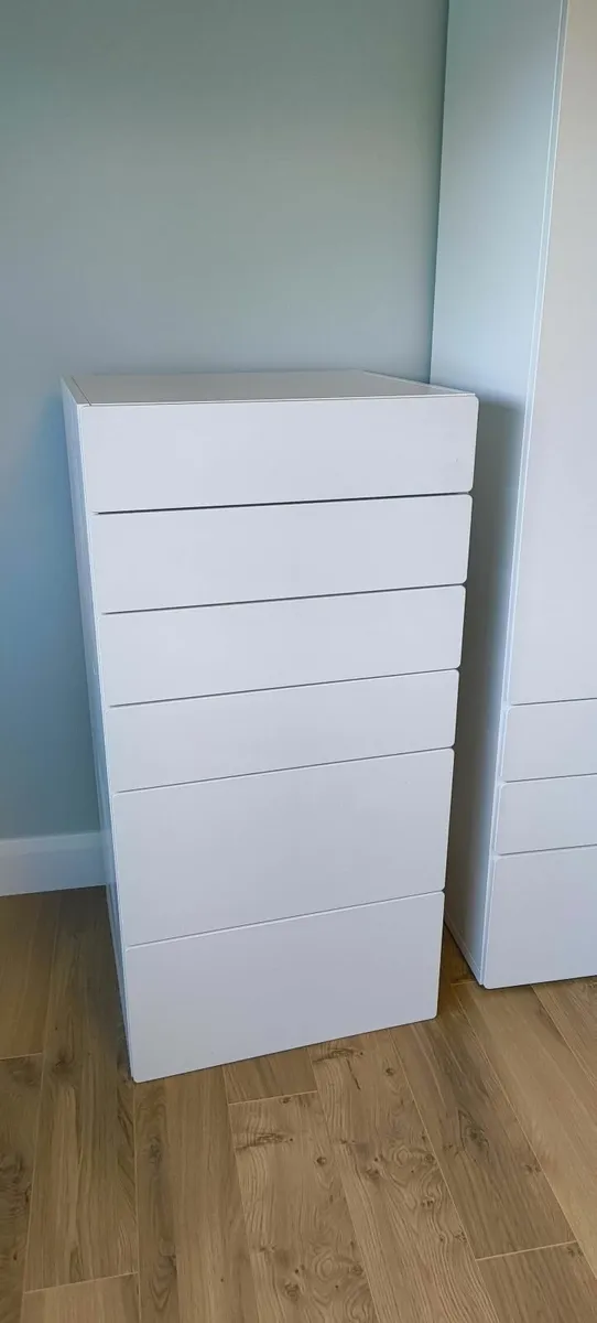 Wardrobe & Drawer set - Image 3