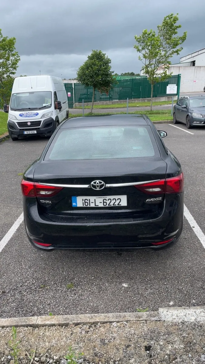 2016 Toytoa Avensis 1.6 Diesel - Image 2