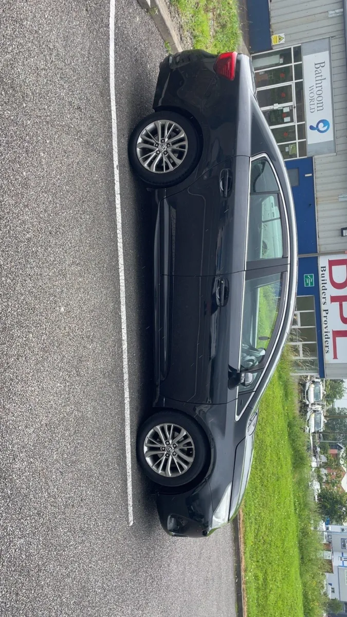 2016 Toytoa Avensis 1.6 Diesel - Image 3