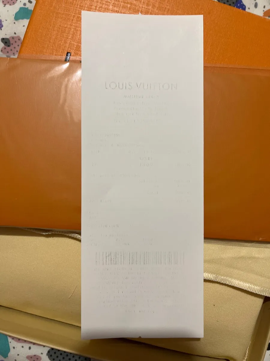 Louis Vuitton Wallet - Image 3