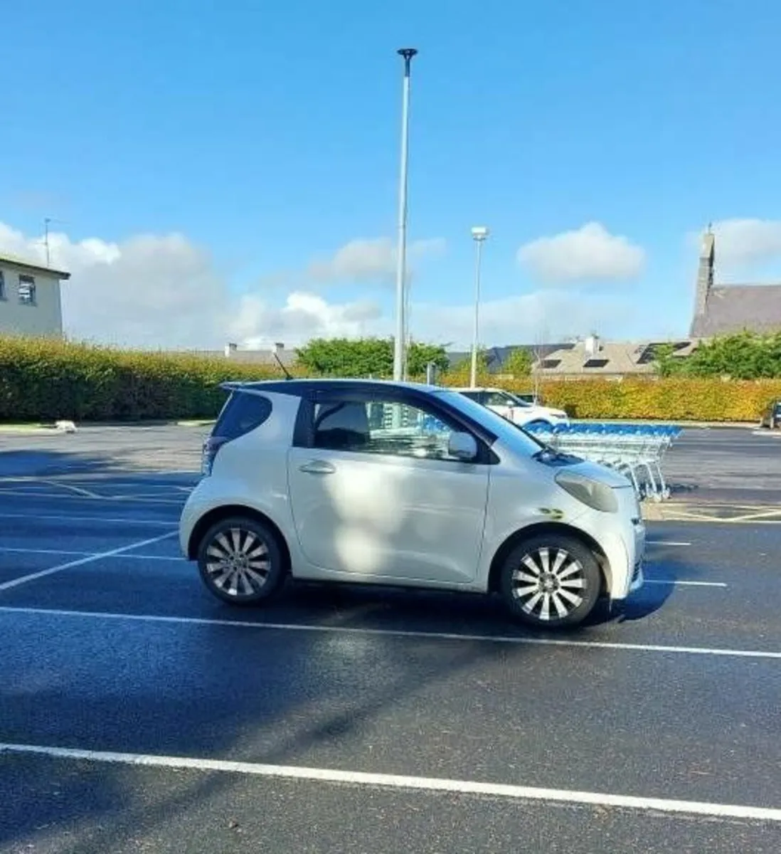 Toyota iQ 2011 AUTOMATIC. - Image 2