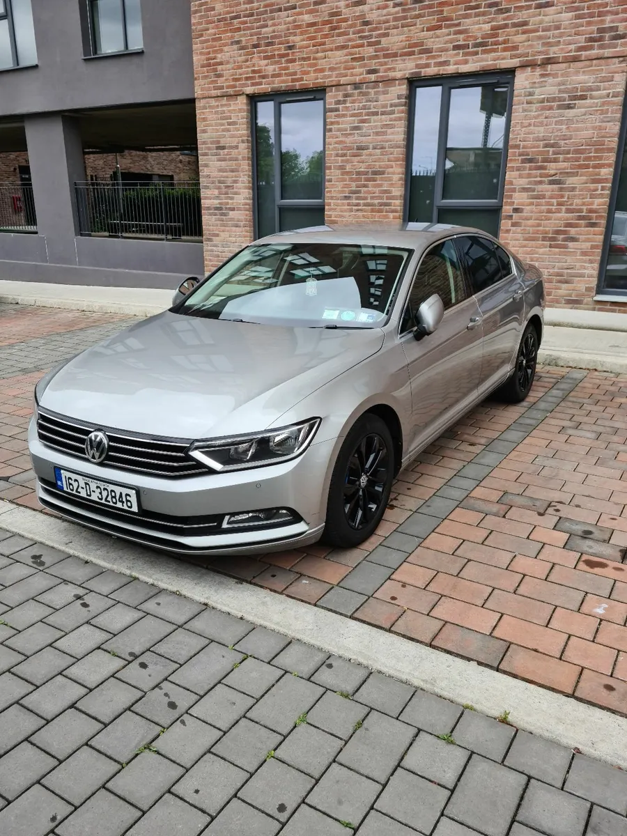 Volkswagen Passat 2016 - Image 1