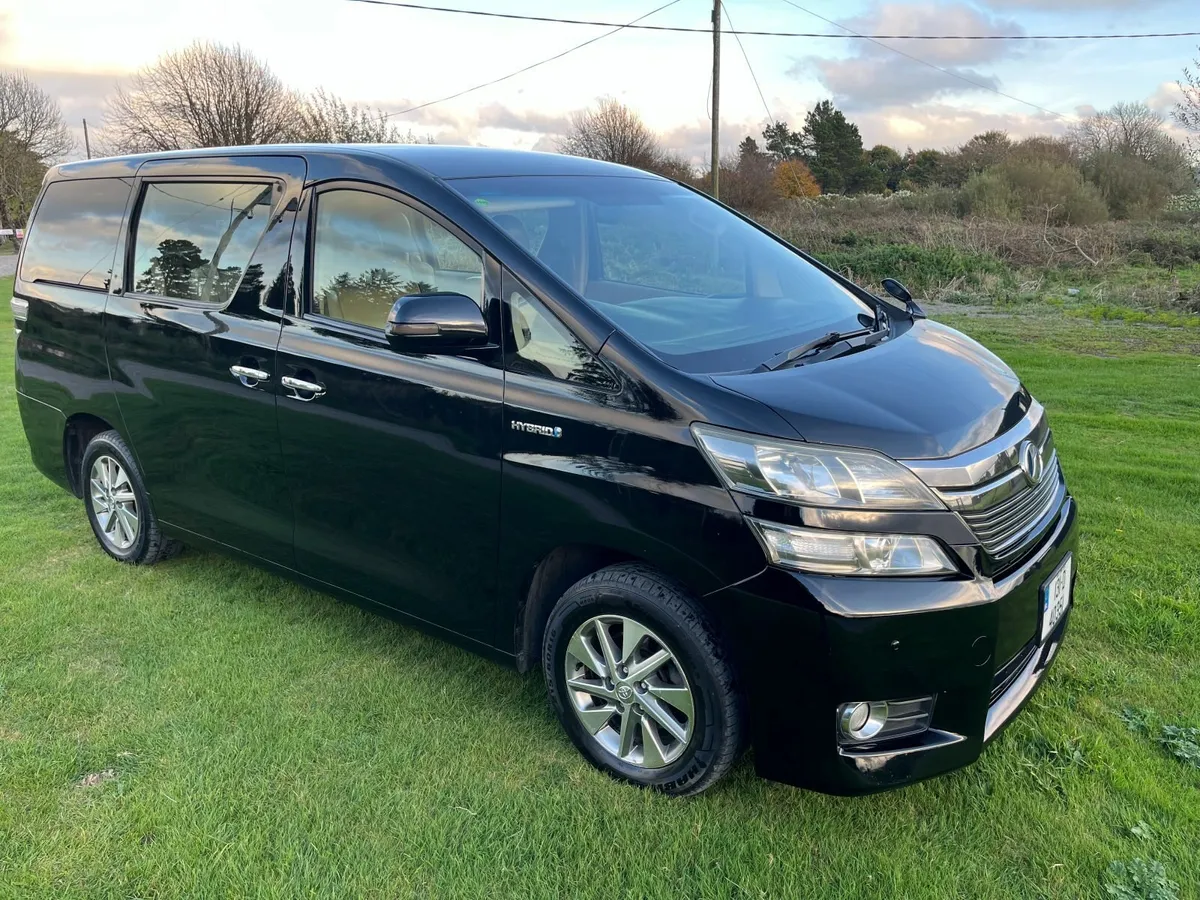 Toyota Vellfire 2013 - Image 3