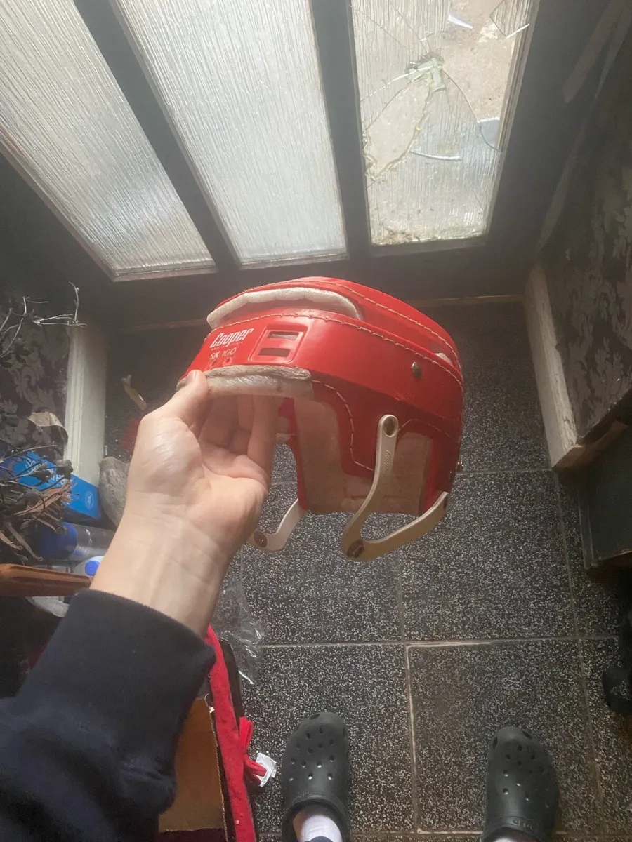 Oldstyle red cooper sk100 hurling helmet - Image 2