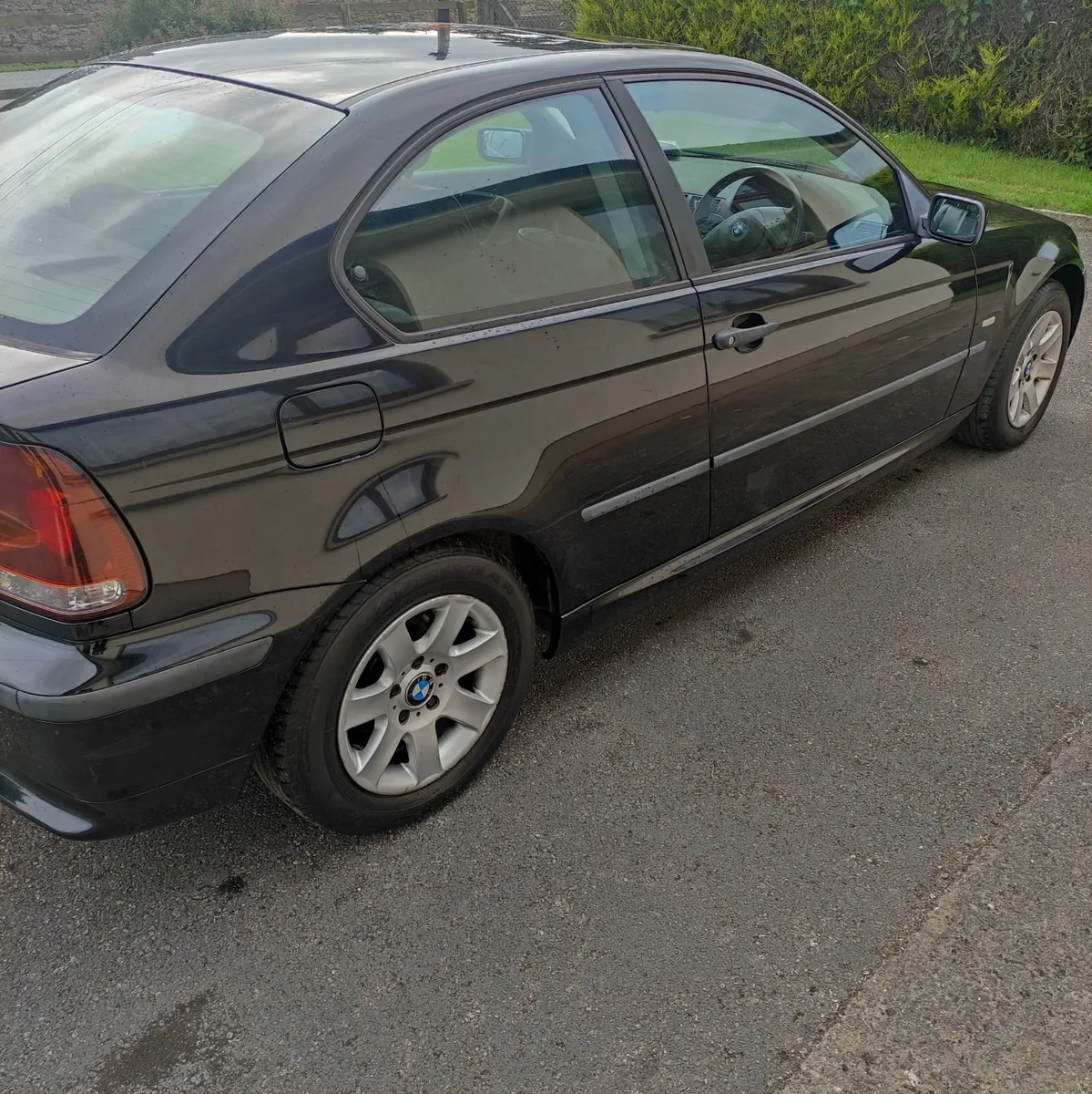 BMW 316TI - Image 1
