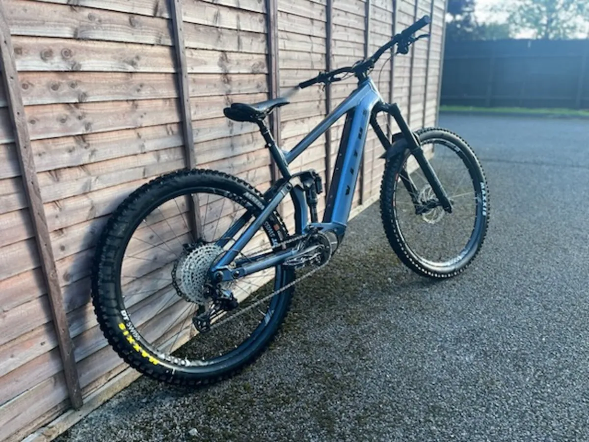Vitus e-sommet e bike. - Image 3