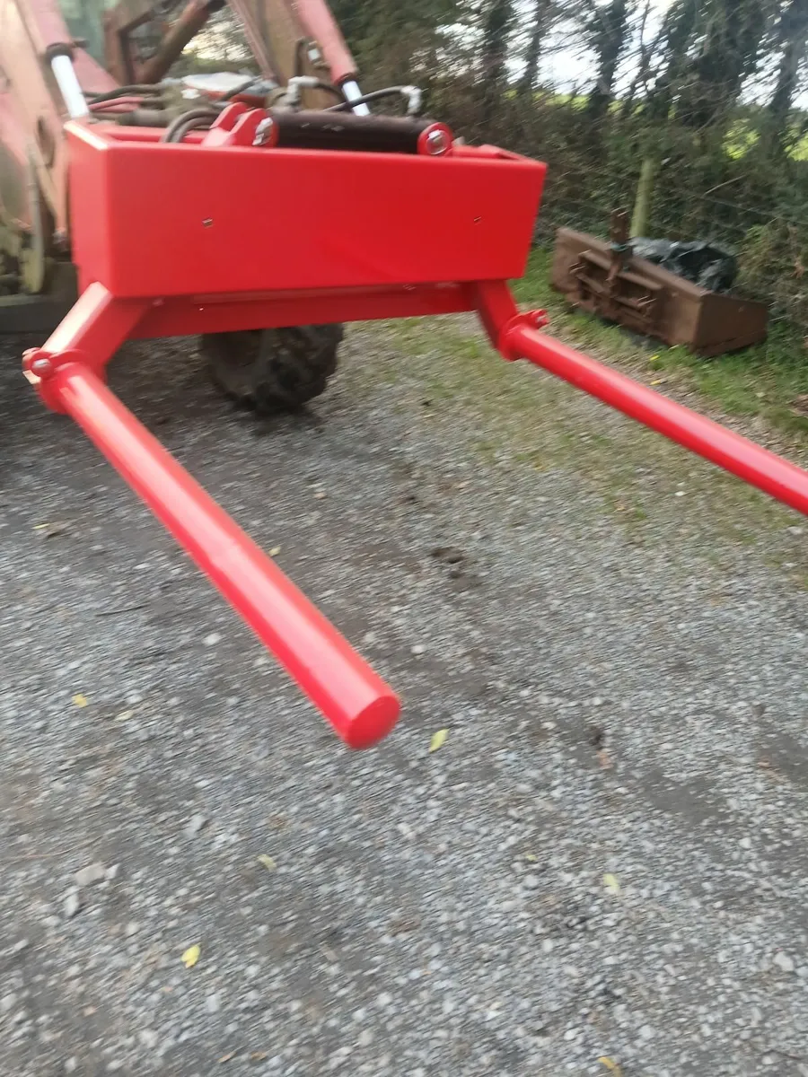 Hydraulic bale handler - Image 3