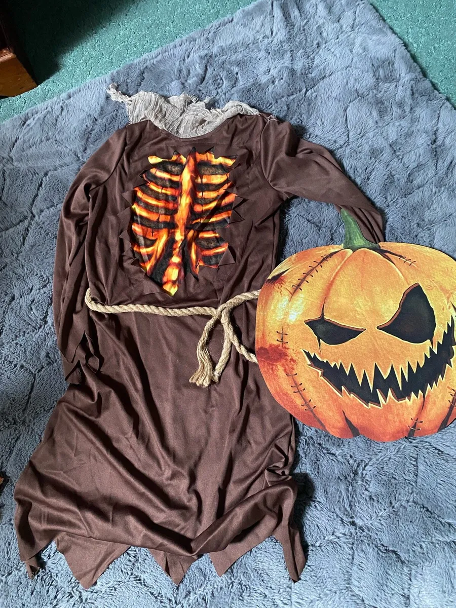 Halloween costumes - Image 3