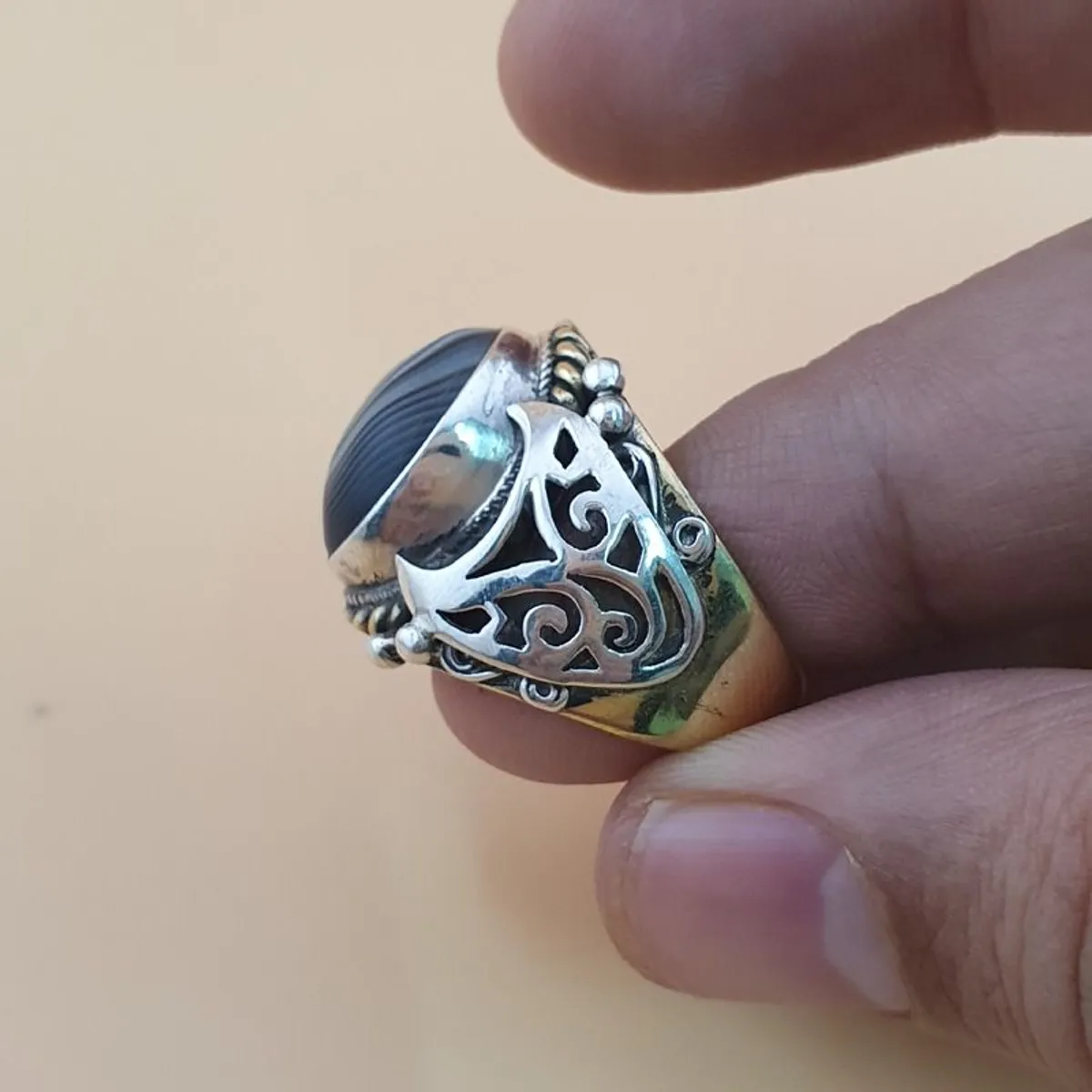 Vintage Brass & Suliemani Eye Agate With Silver Inlay Desgin Ring - Image 2