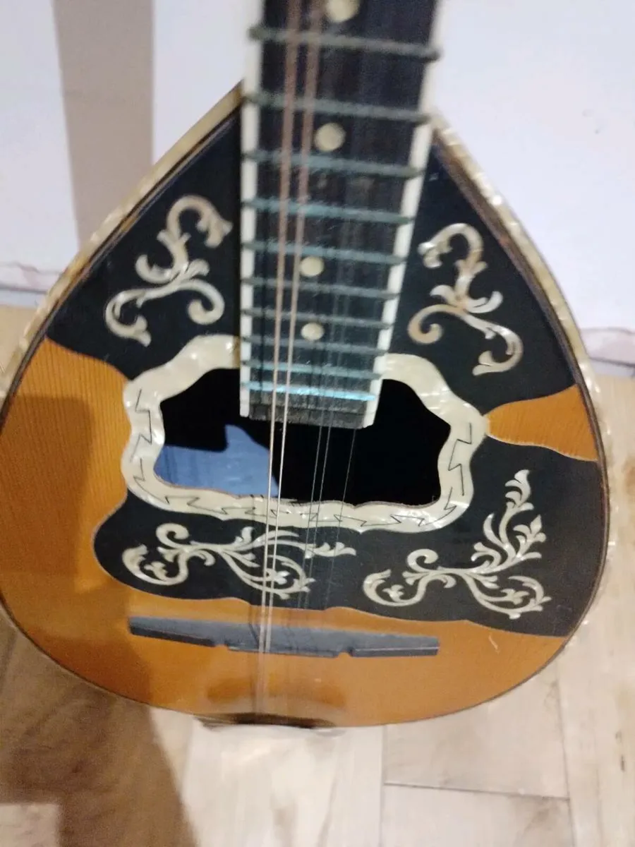 Old bouzouki - Image 2