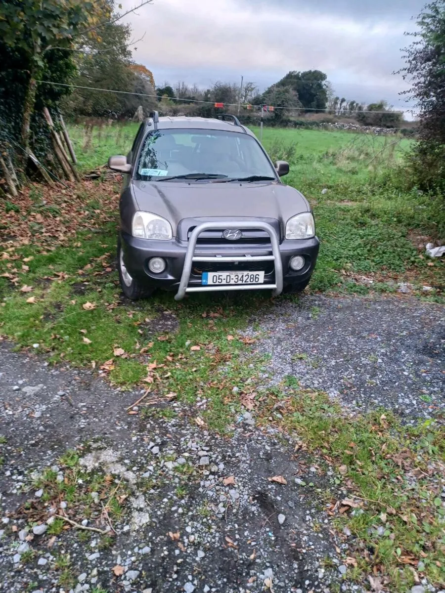 Hyundai Santa Fe - Image 1