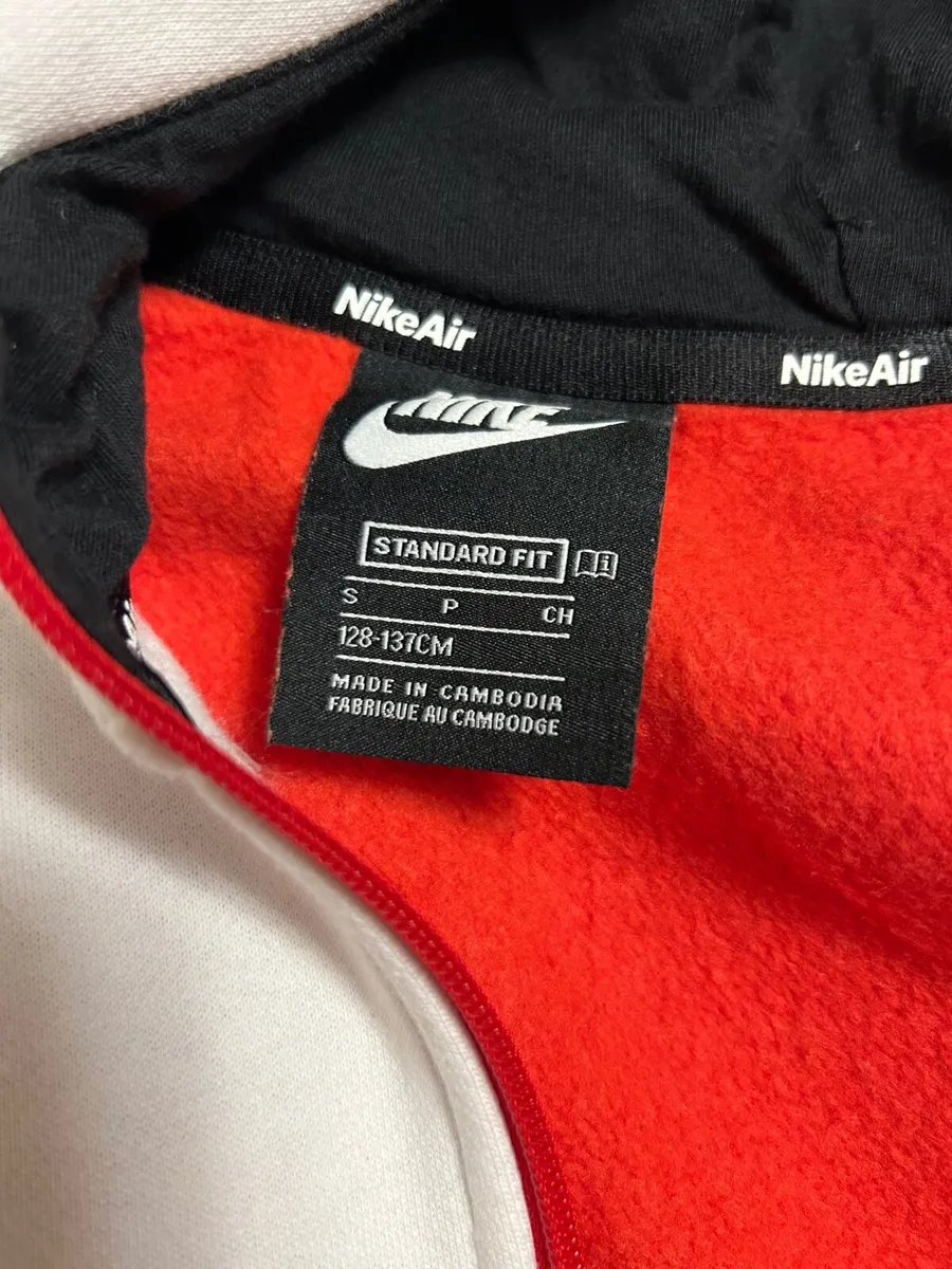 Kids Small Nike Hoodie - Image 3