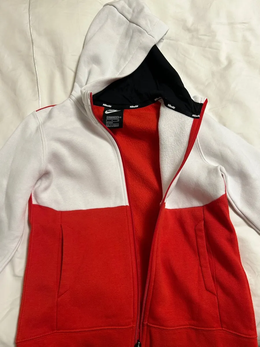 Kids Small Nike Hoodie - Image 4