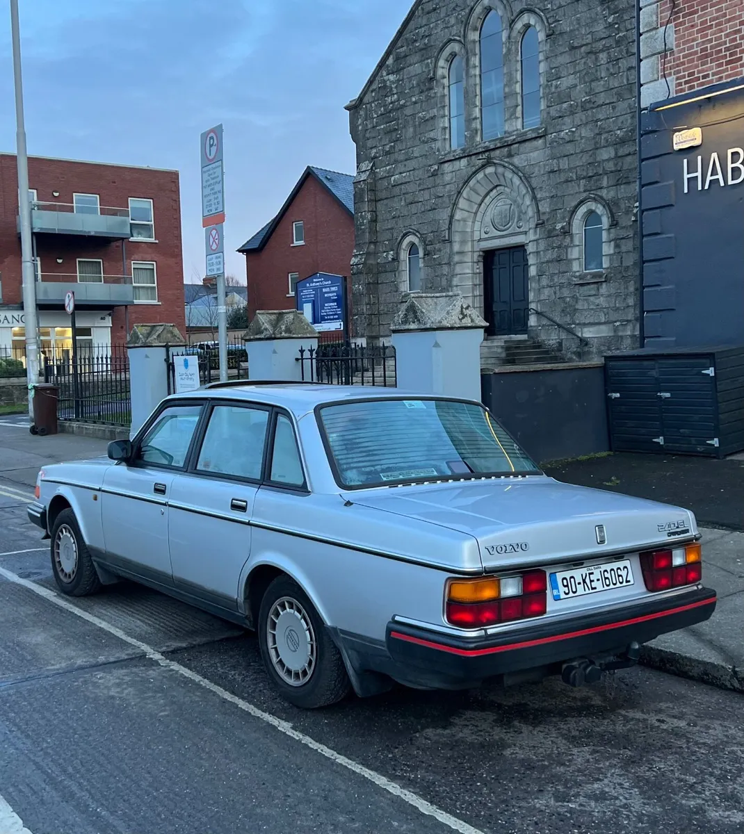 Volvo 240GL * New NCT * - Image 4
