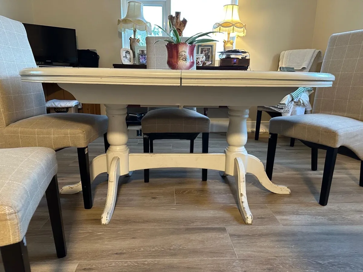 Kitchen Table & chairs - Image 2