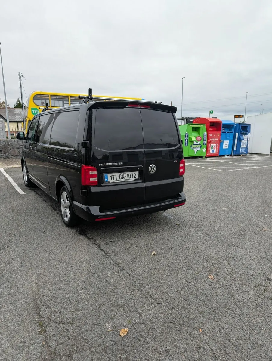 Volkswagen Transporter 2017 DSG - Image 4