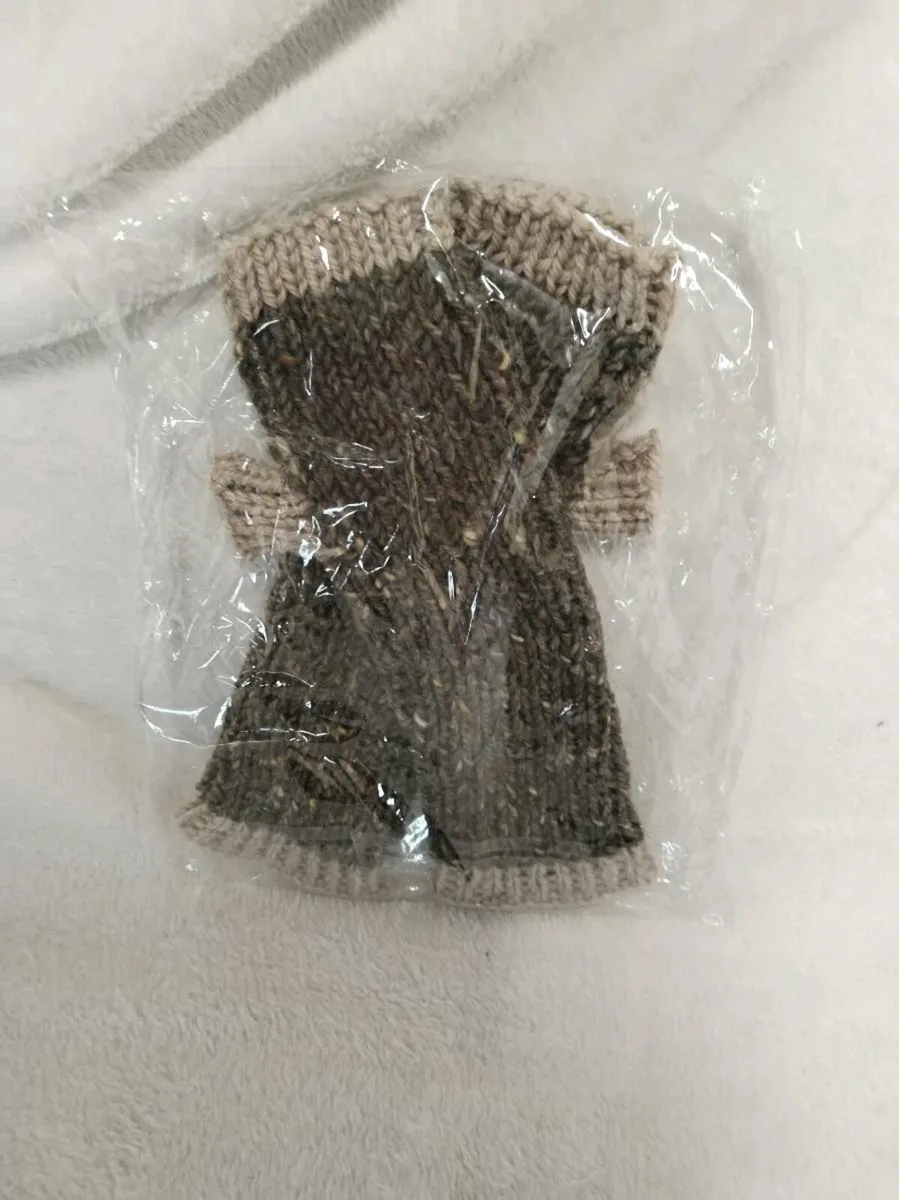 Hand made donegal tweed mittens - Image 2