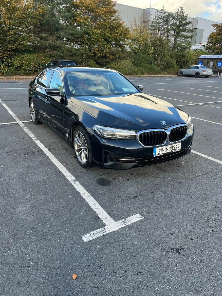 BMW 5-Series 2021 - Image 1