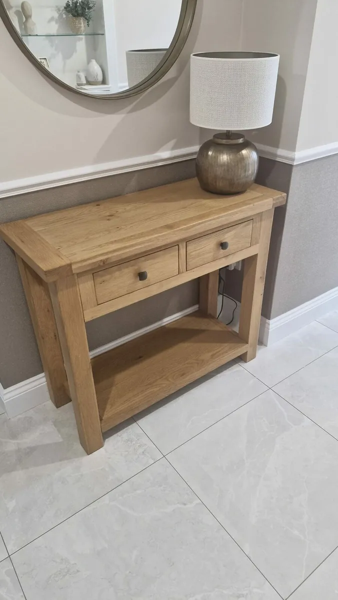 Hall table - Image 1