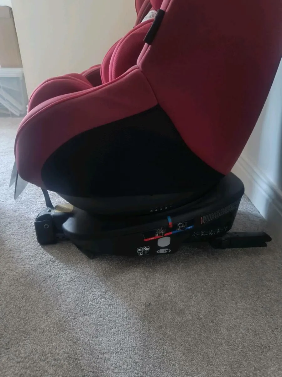 Isofix 360 child seats - Image 2