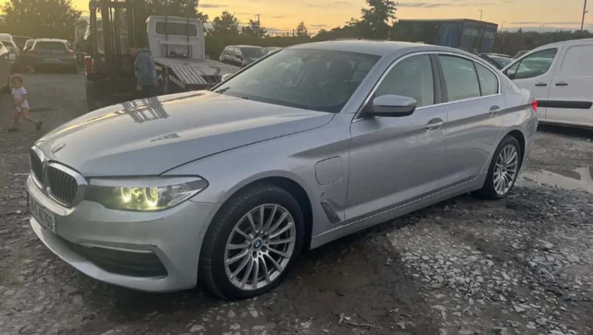 2019 Bmw 530e G30 not recorded engine problem - Image 4