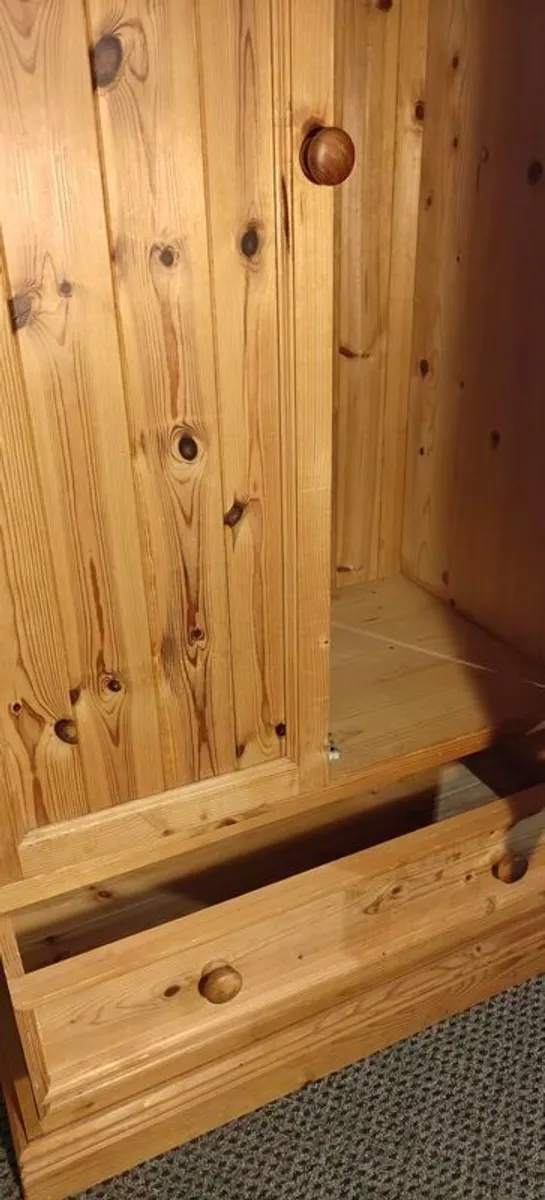 wardrobes - Image 2