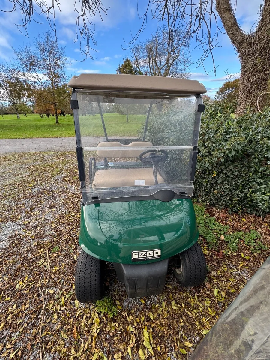 Golf Cart - Image 1