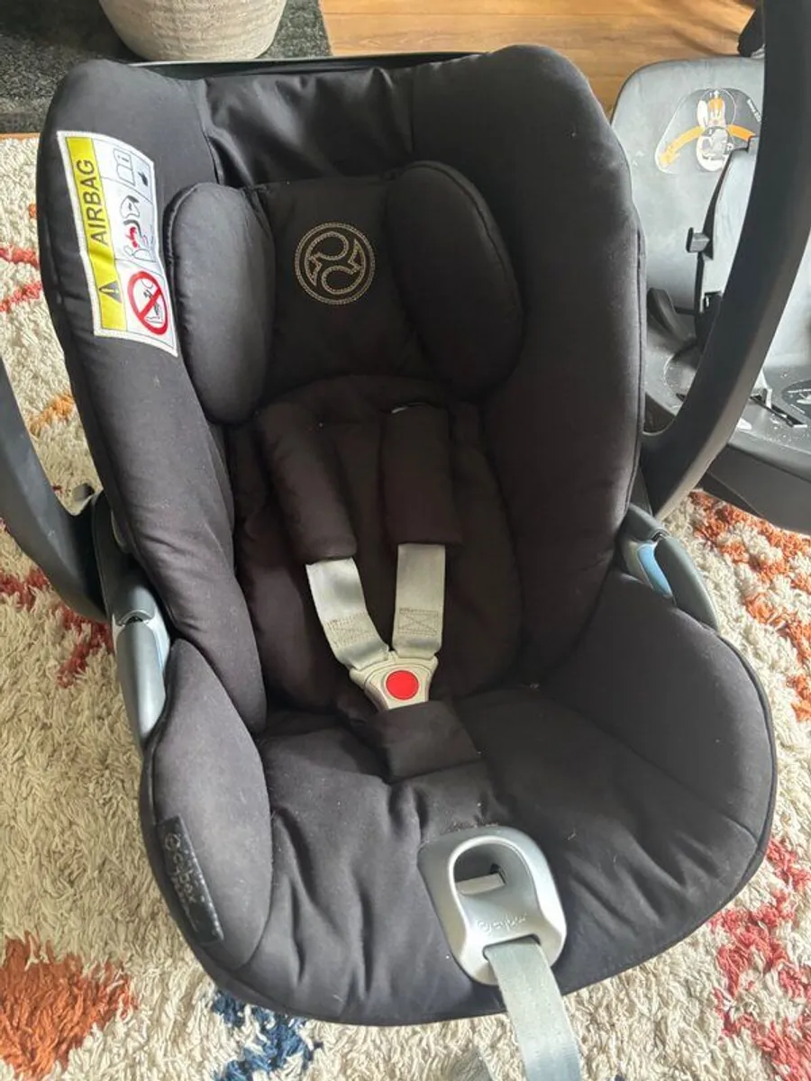 Cyber Car Seat and Base - Image 2